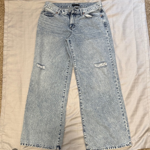 Sincerely Jules Light Blue  Jeans Leg opening is 11.5 inches - Picture 1 of 3